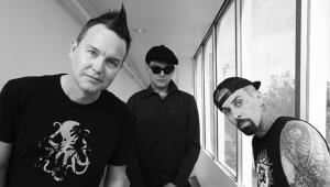 blink-182 พร้อมเข้าด้านมืดในซิงเกิ้ลใหม่ ‘Darkside’ และประกาศวันปล่อยอัลบั้มใหม่ ‘NINE’