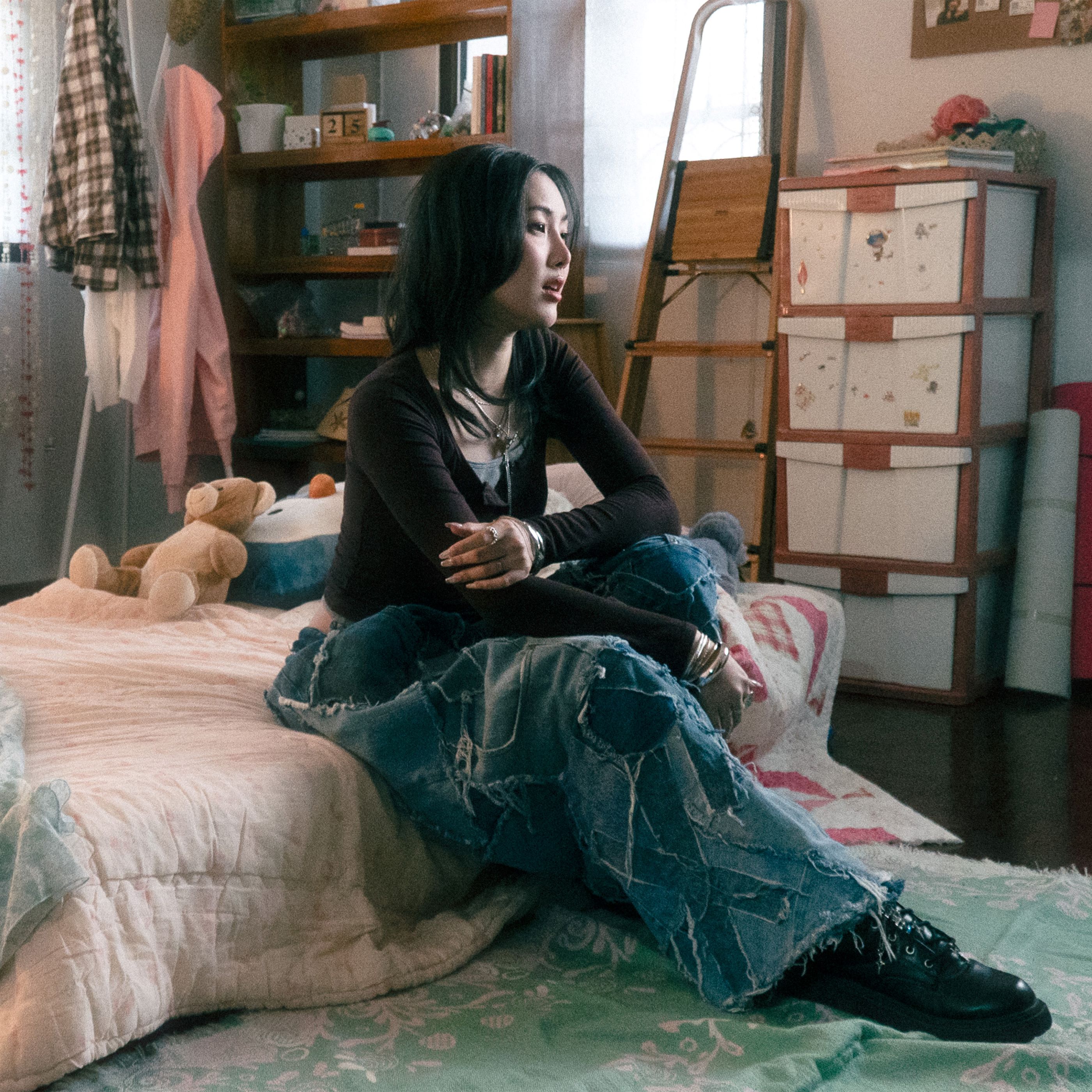 เล็กพริกขี้หนู!! สาวน้อย Pretty Cool Gen Z - AernAver (เอินเอเวอร์) ส่งเพลง ก่อนที่เราจะไม่รักกัน