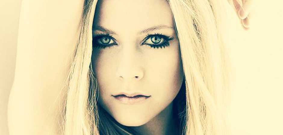 เพลง Give You What You Like ของ Avril Lavigne ได้เป็นเพลงประกอบหนังเรื่อง Babysitter’s Black Book